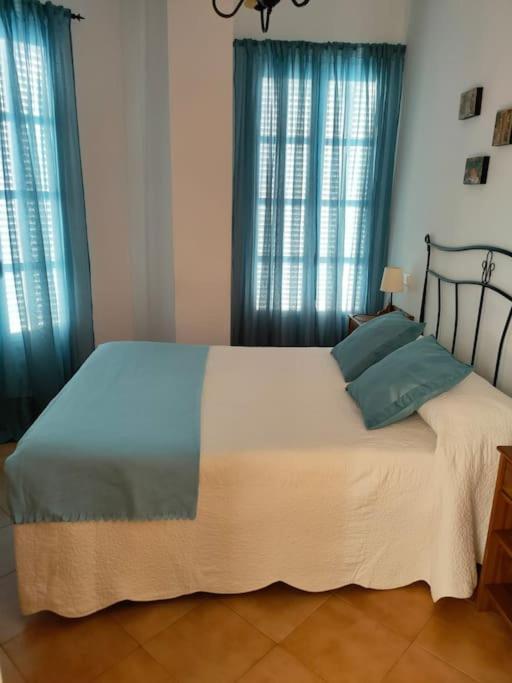 Apartamento Plaza De San Bernardo 4 Sevilla Kültér fotó