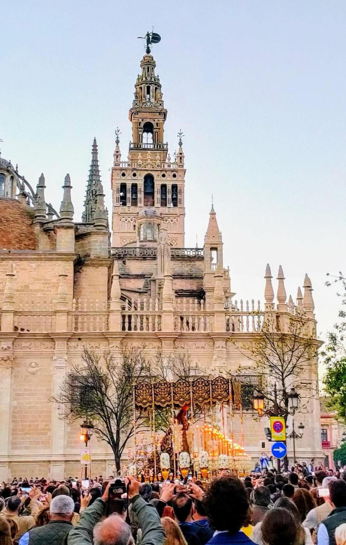 Apartamento Plaza De San Bernardo 4 Sevilla Kültér fotó